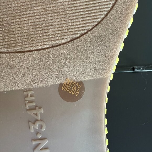 NEW On 34th Women’s Mansi Beaded H-Band Flat Sandals Sz 6 - Picture 5 of 5